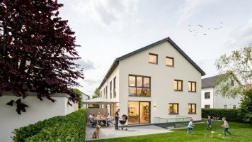 Hauptbild Großzügiges Reihenendhaus in ruhiger Lage mit Süd- Ostterrasse